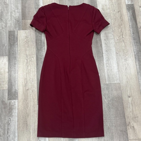 WHBM short sleeve burgundy sheath dress ❤️ - Picture 4 of 7